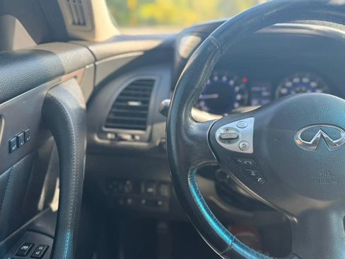 Used 2014 INFINITI QX70 3.7 w/ Premium Package image 13