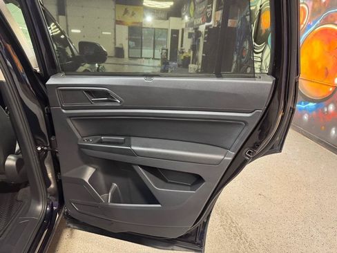 Used 2021 Volkswagen Atlas SE AWD/4WD image 16