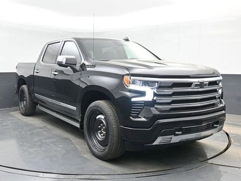 New 2026 Chevrolet Silverado 1500 High Country AWD/4WD image 2