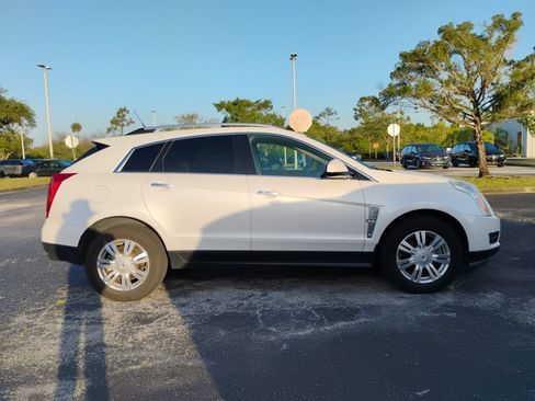 Used 2012 Cadillac SRX Luxury AWD/4WD image 3