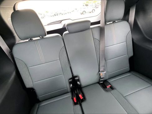 Used 2024 GMC Acadia AT4 w/ LPO, Floor Liner Package image 33