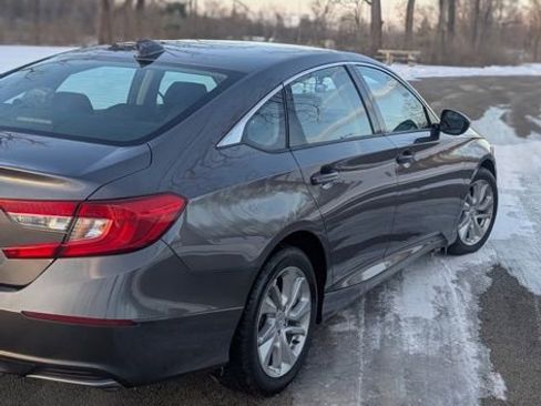 Used 2019 Honda Accord LX image 5