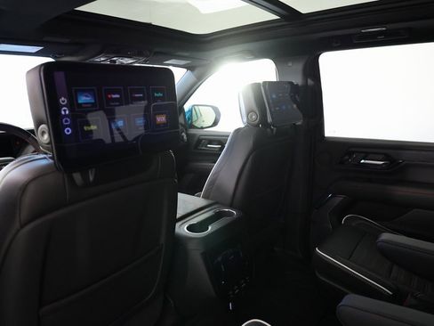 Used 2026 GMC Yukon XL AT4 Ultimate w/ LPO, Floor Liner Package image 16