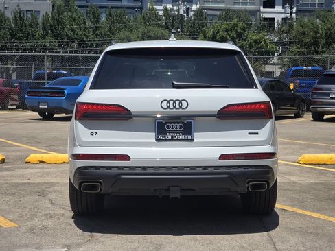 New 2026 Audi Q7 2.0T Premium AWD/4WD image 9