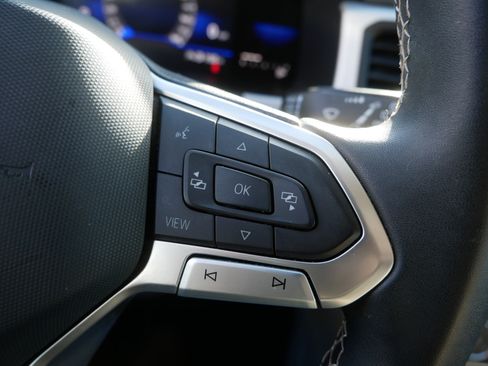 Used 2022 Volkswagen Atlas SE image 21