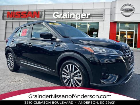 Certified 2024 Nissan Kicks SR image 1