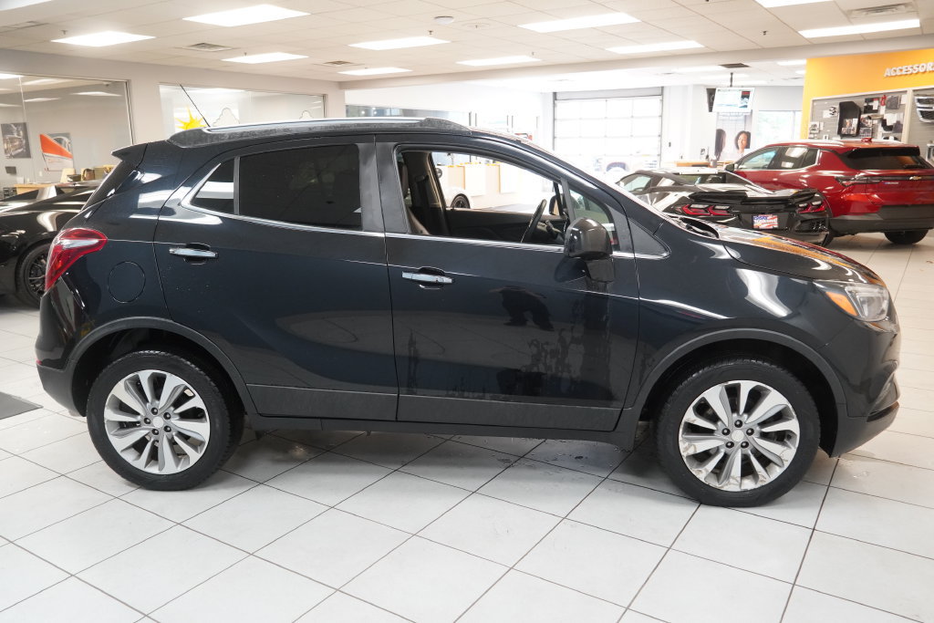 Used 2020 Buick Encore Preferred AWD/4WD image 13