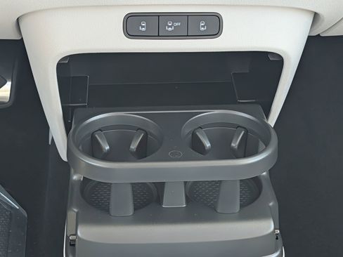 New 2025 Volkswagen ID. Buzz 1st Edition AWD/4WD image 14