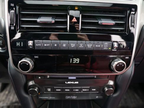 Used 2023 Lexus GX 460 Premium image 24