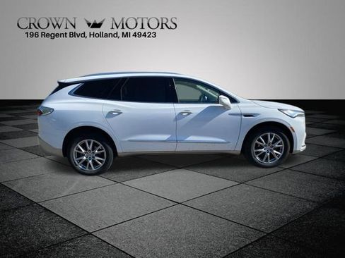Used 2023 Buick Enclave Essence w/ Experience Buick Package AWD/4WD image 13