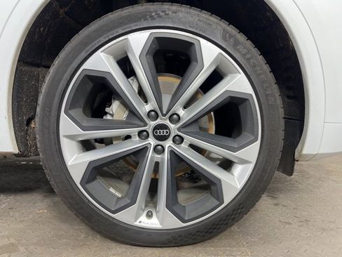 Certified 2023 Audi Q5 2.0T Premium Plus w/ Premium Plus Package image 9