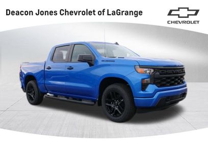 New 2026 Chevrolet Silverado 1500 Custom w/ Turbomax Blackout Package