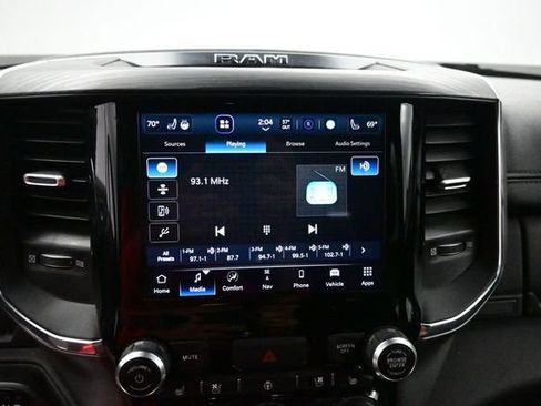 Used 2024 RAM 1500 Laramie AWD/4WD image 25