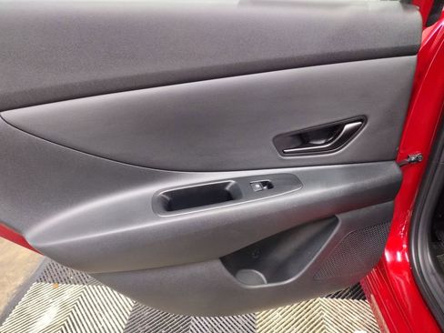 Certified 2025 Hyundai Elantra Sport image 20