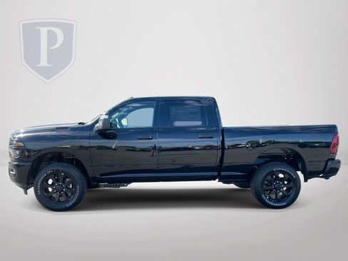 New 2026 RAM 2500 Big Horn AWD/4WD image 5