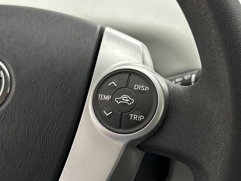 Used 2012 Toyota Prius V Three FWD image 21