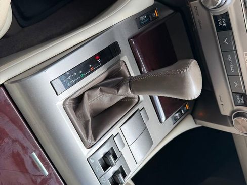 Used 2019 Lexus GX 460 Premium w/ Premium Package image 13