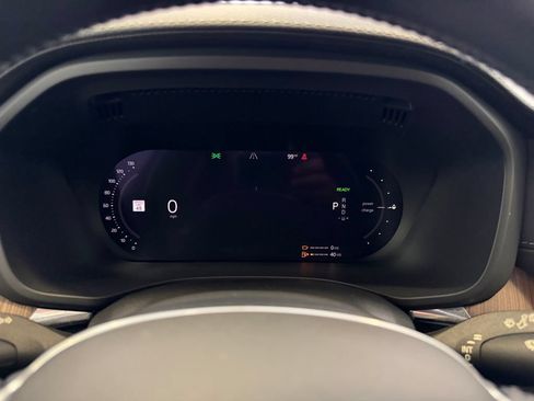 Used 2022 Volvo XC60 T8 Inscription AWD/4WD image 21