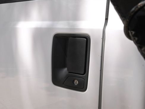 Used 2015 Ford F550 4x4 Regular Cab Super Duty image 21