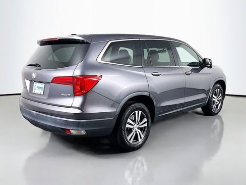 Used 2017 Honda Pilot EX image 7