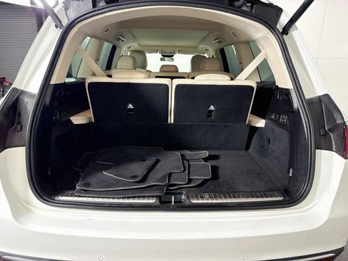 Used 2023 Mercedes-Benz GLS 450 4MATIC image 28