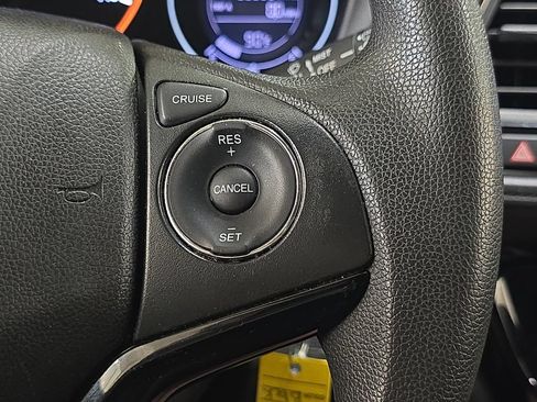 Used 2022 Honda HR-V LX image 21