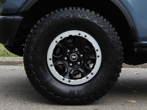 Used 2023 Ford Bronco Badlands AWD/4WD image 30