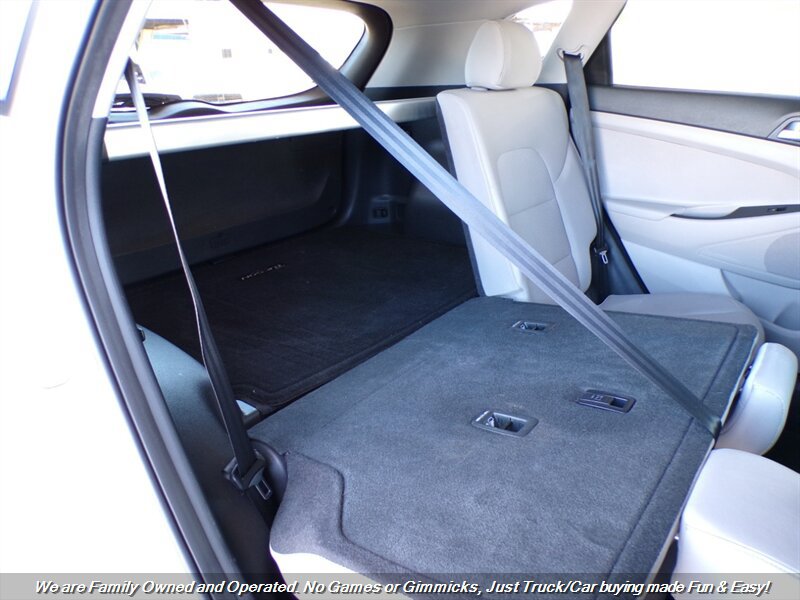 Used 2019 Hyundai Tucson Value w/ Cargo Package AWD/4WD image 11