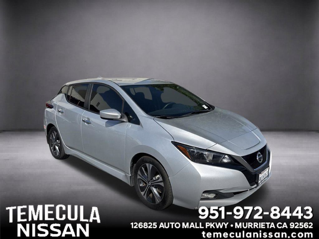 Used 2020 Nissan Leaf SV w/ Protection Package FWD image 1