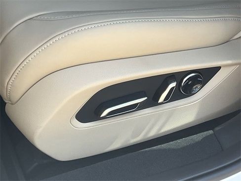 Used 2025 Acura TLX w/ Technology Package image 28