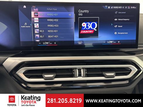 Used 2024 BMW 230i Coupe w/ Convenience Package RWD image 21