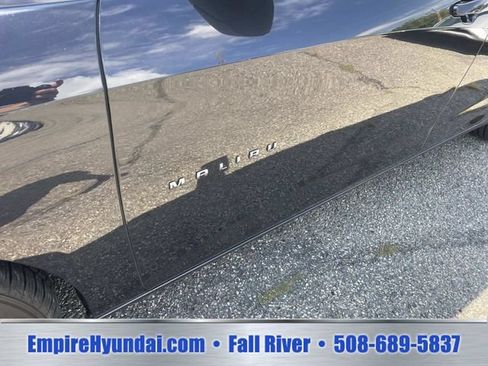 Used 2023 Chevrolet Malibu LT FWD image 13