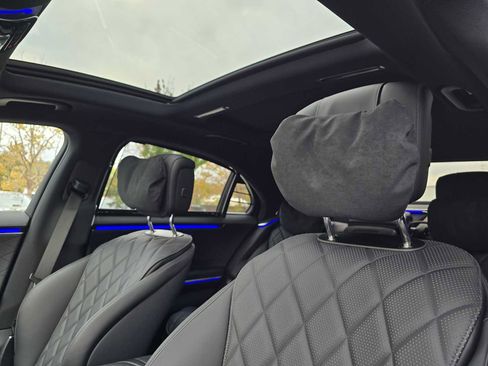 Used 2024 Mercedes-Benz S 580 S 580 image 25