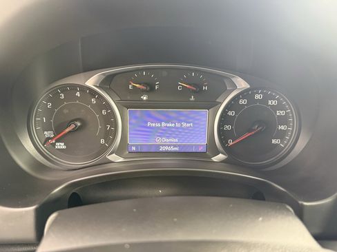 Used 2022 GMC Terrain SLT w/ LPO, Floor Liner Package image 9