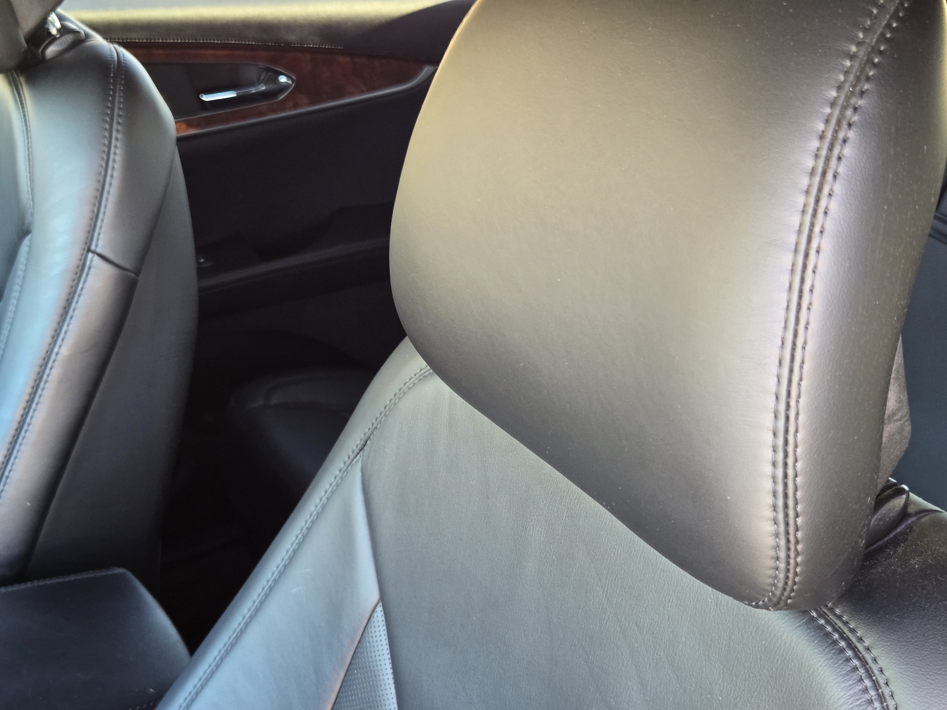 Used 2018 Lincoln MKX Select w/ Select Plus Package FWD image 15