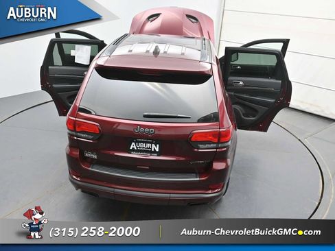Used 2020 Jeep Grand Cherokee Limited X image 37