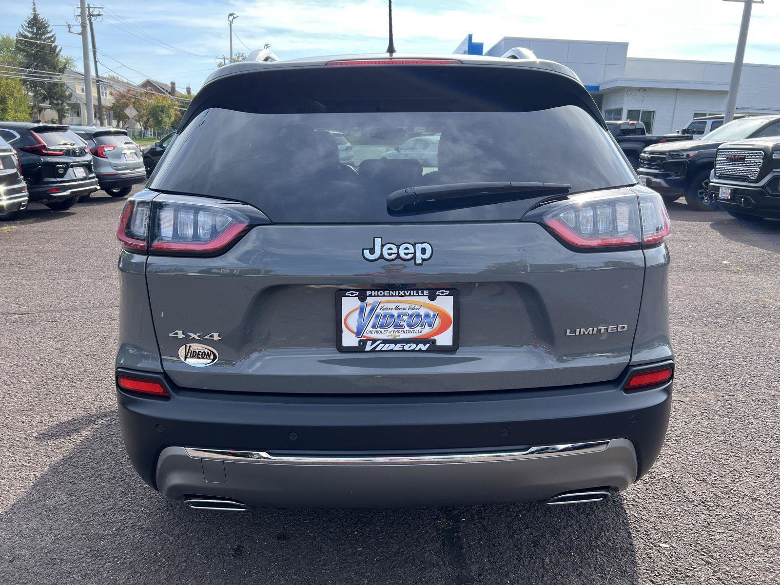 Used 2020 Jeep Cherokee Limited AWD/4WD image 6