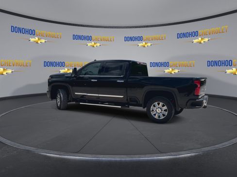 New 2026 Chevrolet Silverado 2500 High Country w/ Z71 Off-Road Package AWD/4WD image 9