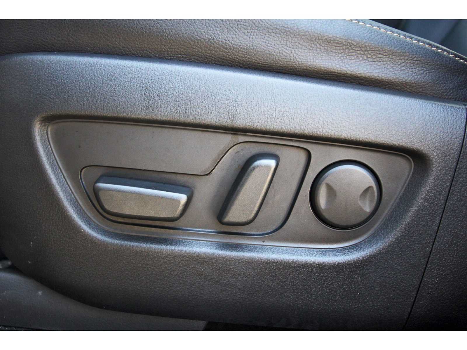 Used 2025 MAZDA CX-90 3.3 Turbo S w/ Premium Package AWD/4WD image 28