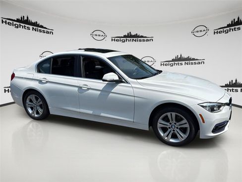 Used 2018 BMW 328d Sedan RWD image 6