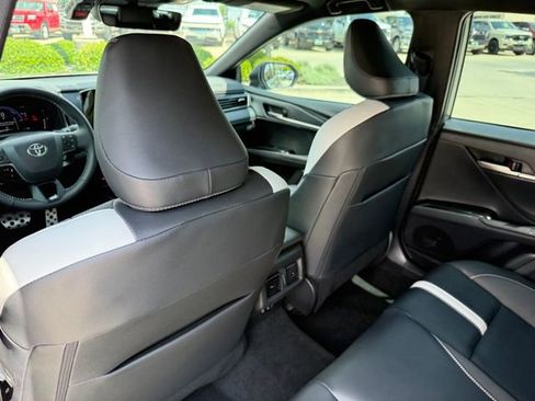 Used 2026 Toyota Camry SE w/ Convenience Package image 26