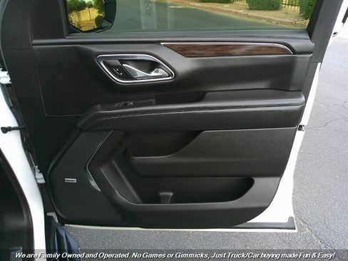 Used 2021 Chevrolet Tahoe LT image 32