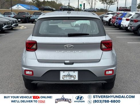 New 2026 Hyundai Venue SE image 11
