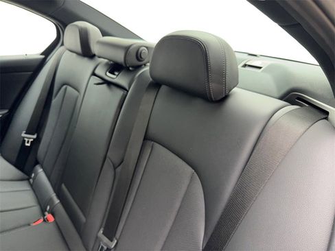 Used 2024 BMW 330i 330i image 34