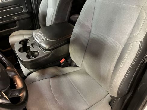 Used 2024 RAM 3500 Big Horn AWD/4WD image 15