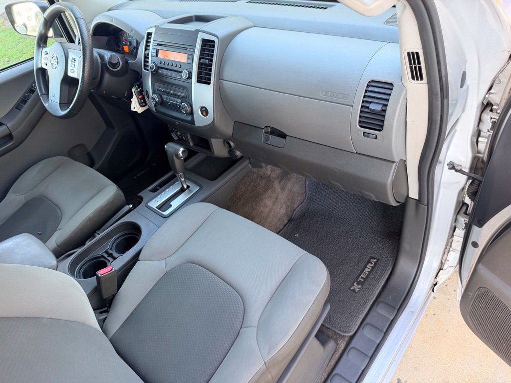 Used 2014 Nissan Xterra X AWD/4WD image 33