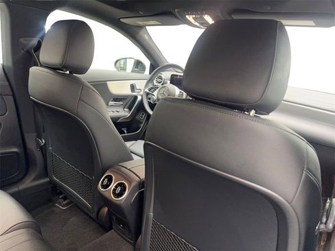 Used 2025 Mercedes-Benz CLA 250 CLA 250 NAV,CAM,PANO,HTD STS,B image 40