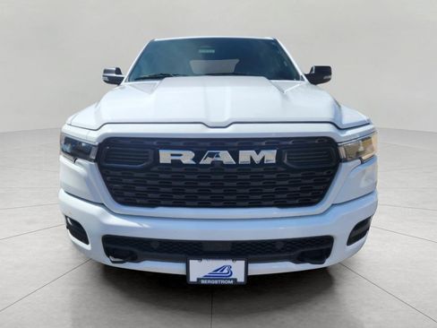 Used 2025 RAM 1500 Big Horn AWD/4WD image 2