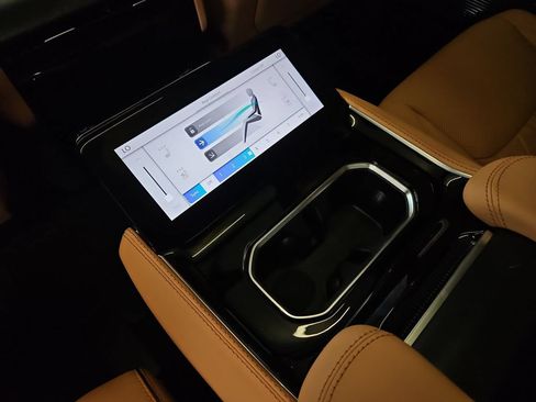 New 2026 Jeep Grand Wagoneer Summit AWD/4WD image 16