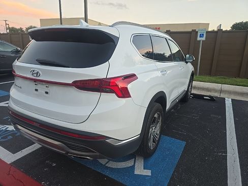 Certified 2023 Hyundai Santa Fe SEL w/ Premium Package FWD image 6